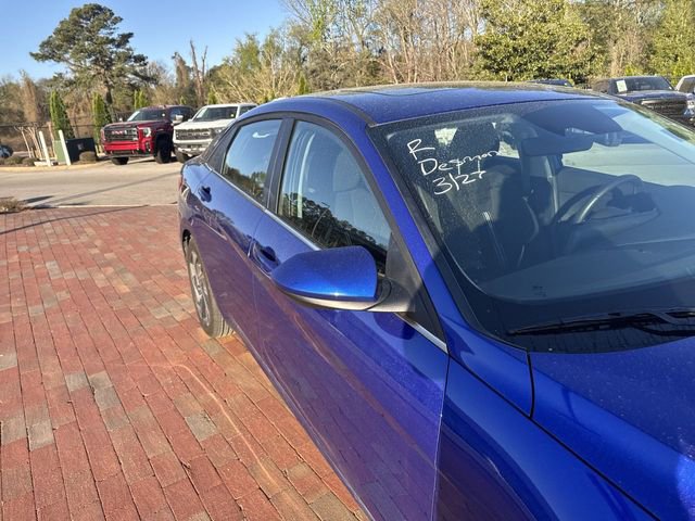 Used 2024 Hyundai Elantra SEL w/ Convenience Package image 18