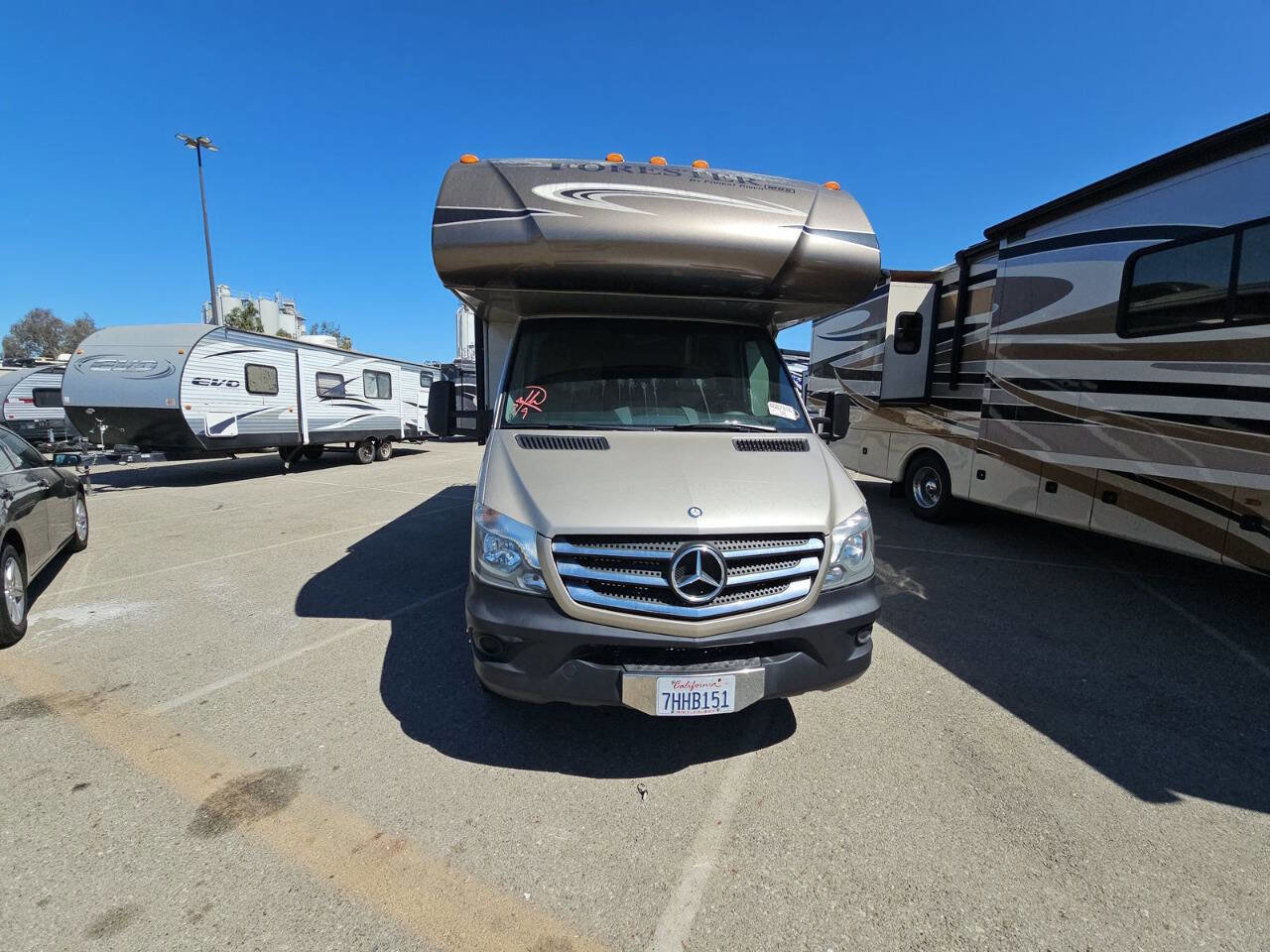 Used 2014 Mercedes-Benz Sprinter 3500 w/ Swivel Seat Package image 16