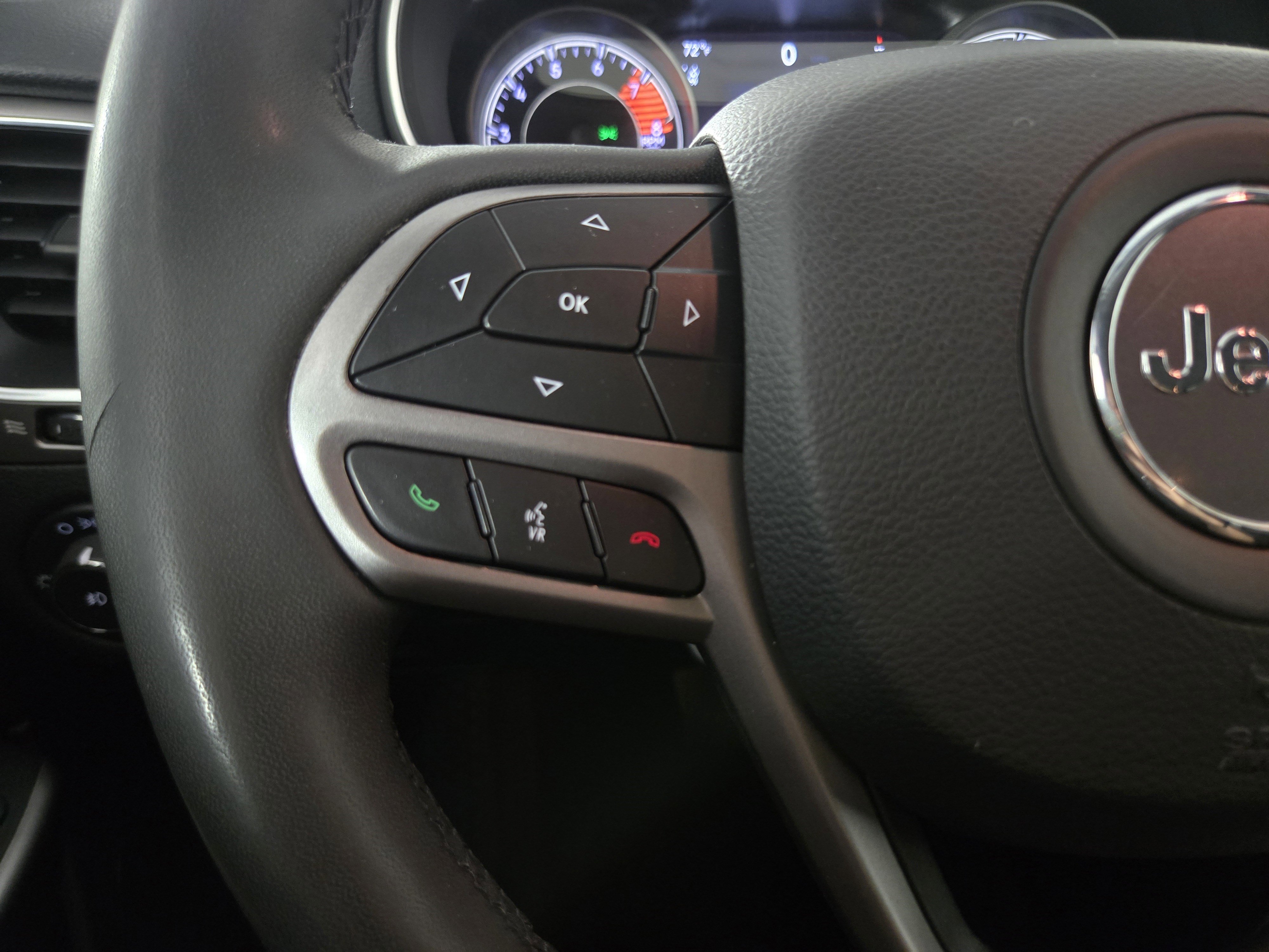 Used 2022 Jeep Cherokee Latitude Lux FWD image 15