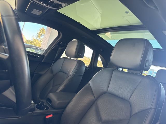 Used 2023 Porsche Macan image 22