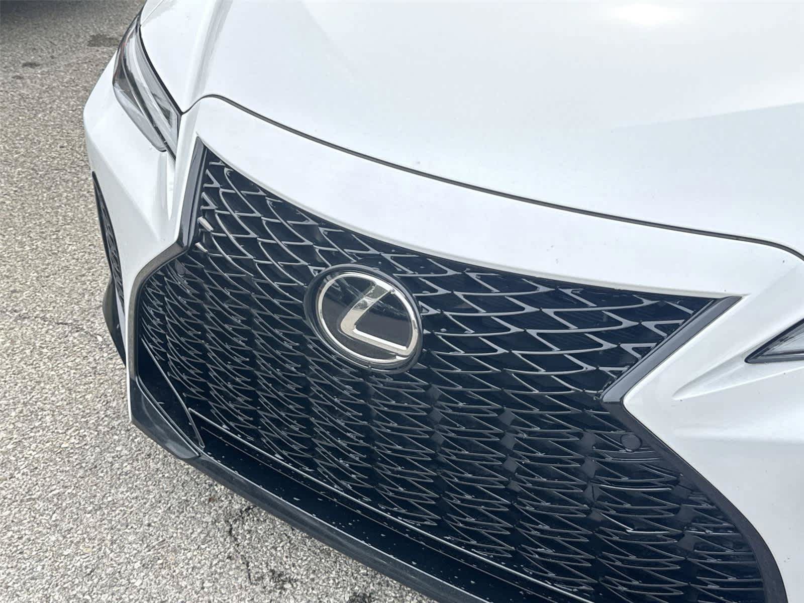 Used 2023 Lexus IS 350 F Sport w/ Memory Package AWD/4WD image 10