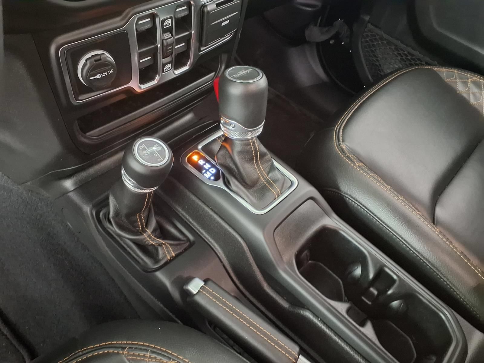 Used 2022 Jeep Gladiator Overland AWD/4WD image 20