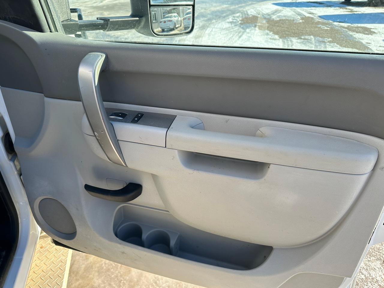 Used 2011 Chevrolet Silverado 3500 W/T AWD/4WD image 17