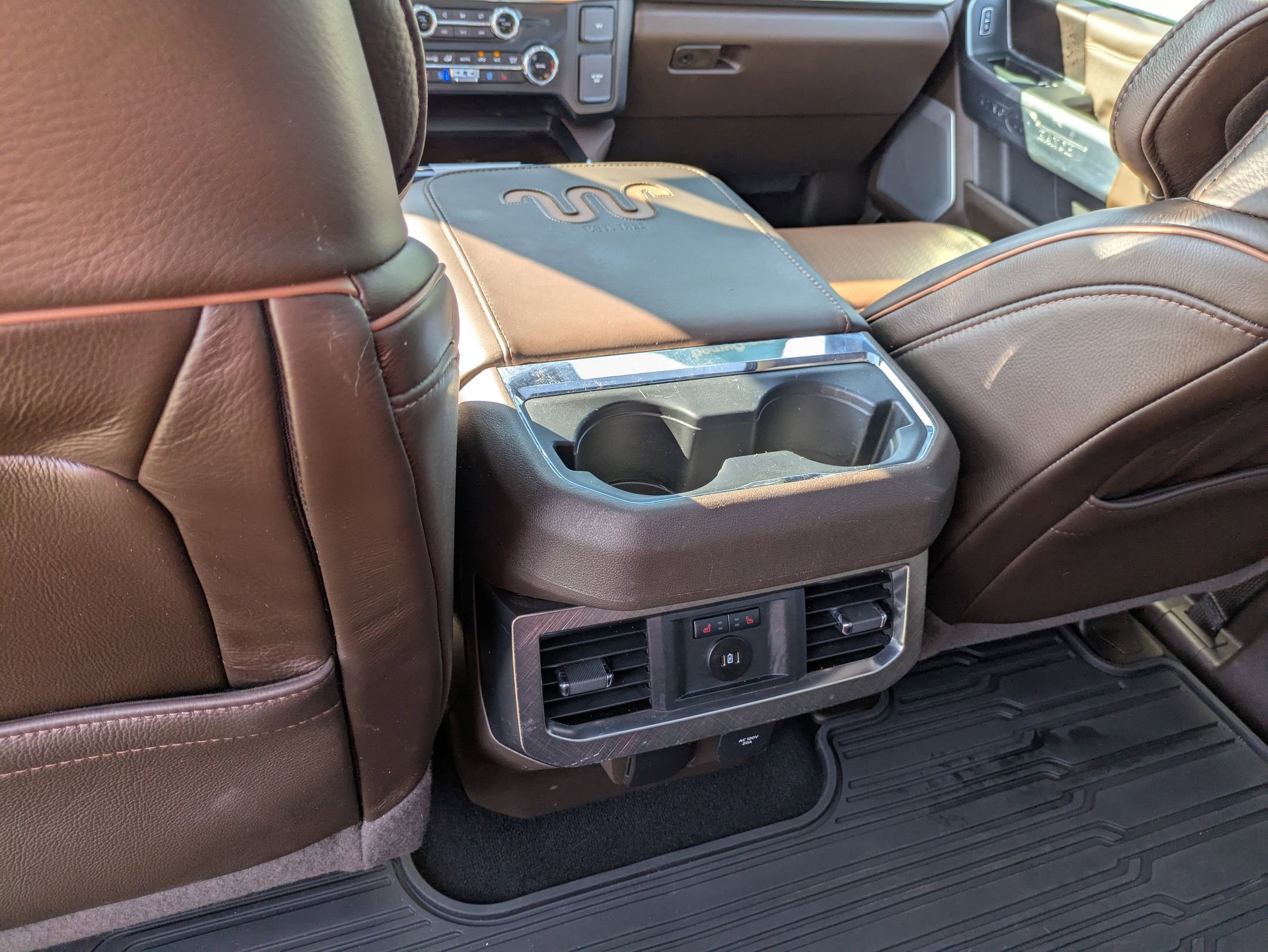 Certified 2024 Ford F450 King Ranch w/ Chrome Package image 33