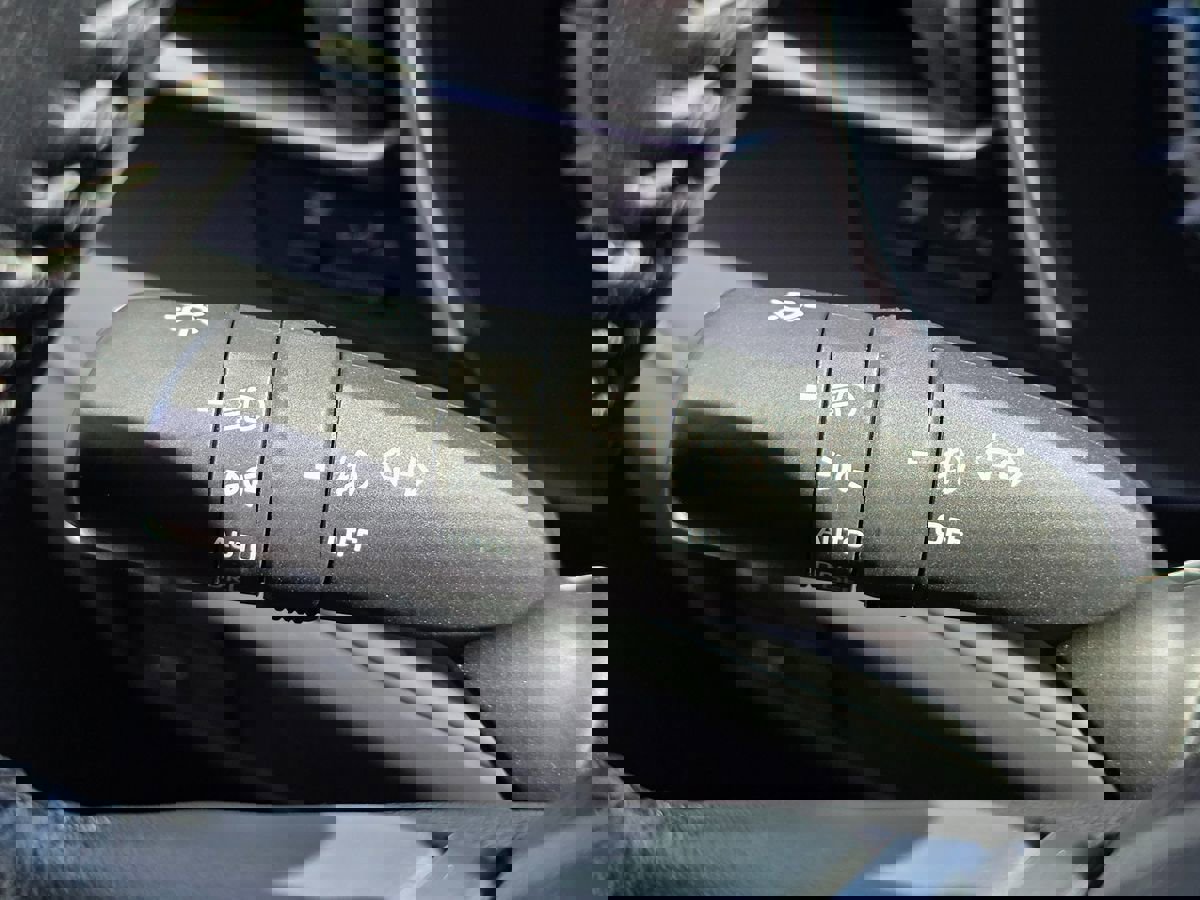 Used 2020 Toyota Highlander XLE image 49