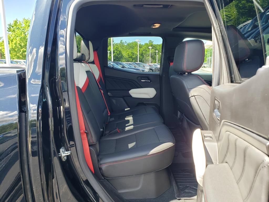 Used 2023 GMC Canyon AT4X AWD/4WD image 15