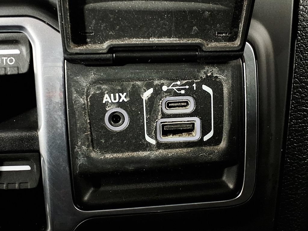 Used 2018 Jeep Wrangler Unlimited Rubicon AWD/4WD image 25