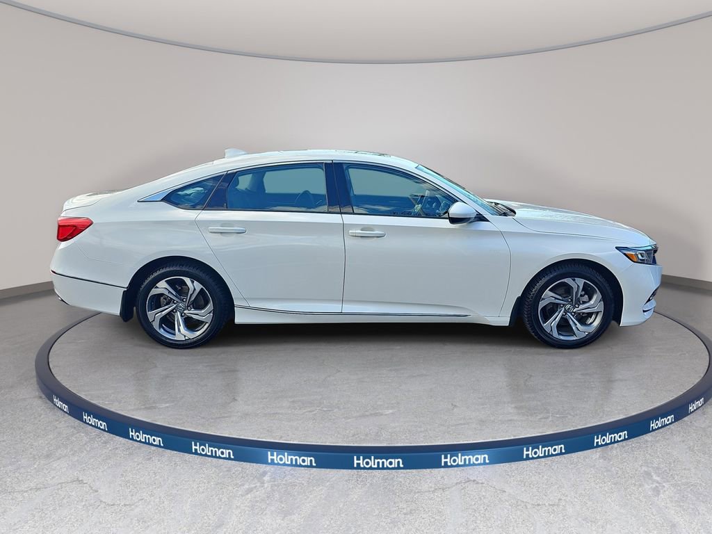 Used 2018 Honda Accord EX image 5