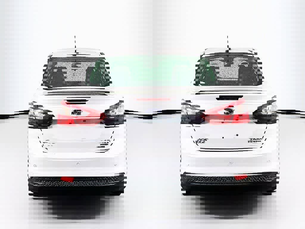 Used 2013 Ford Focus Titanium image 5