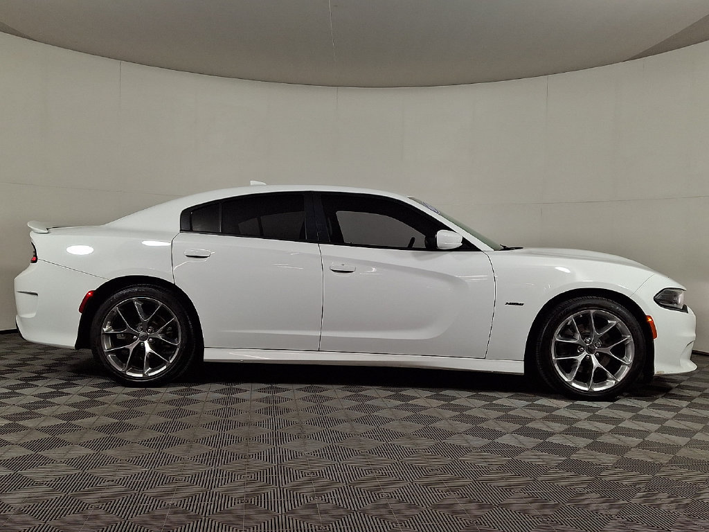 Used 2019 Dodge Charger R/T w/ Plus Group RWD image 10