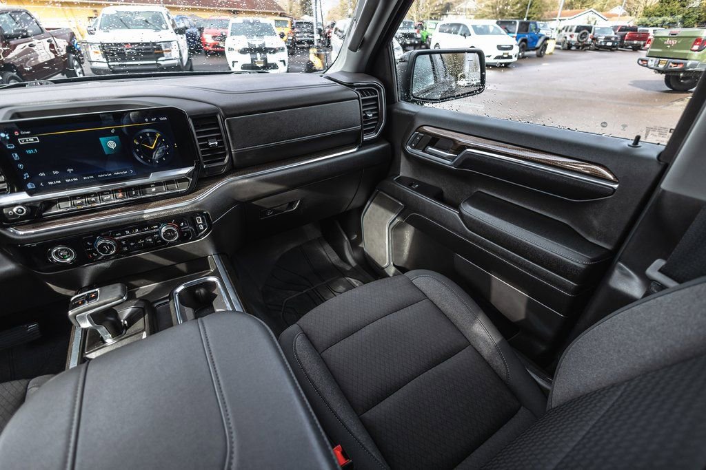 Used 2024 Chevrolet Silverado 1500 RST image 29