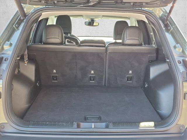 Used 2019 Jeep Cherokee Limited FWD image 6