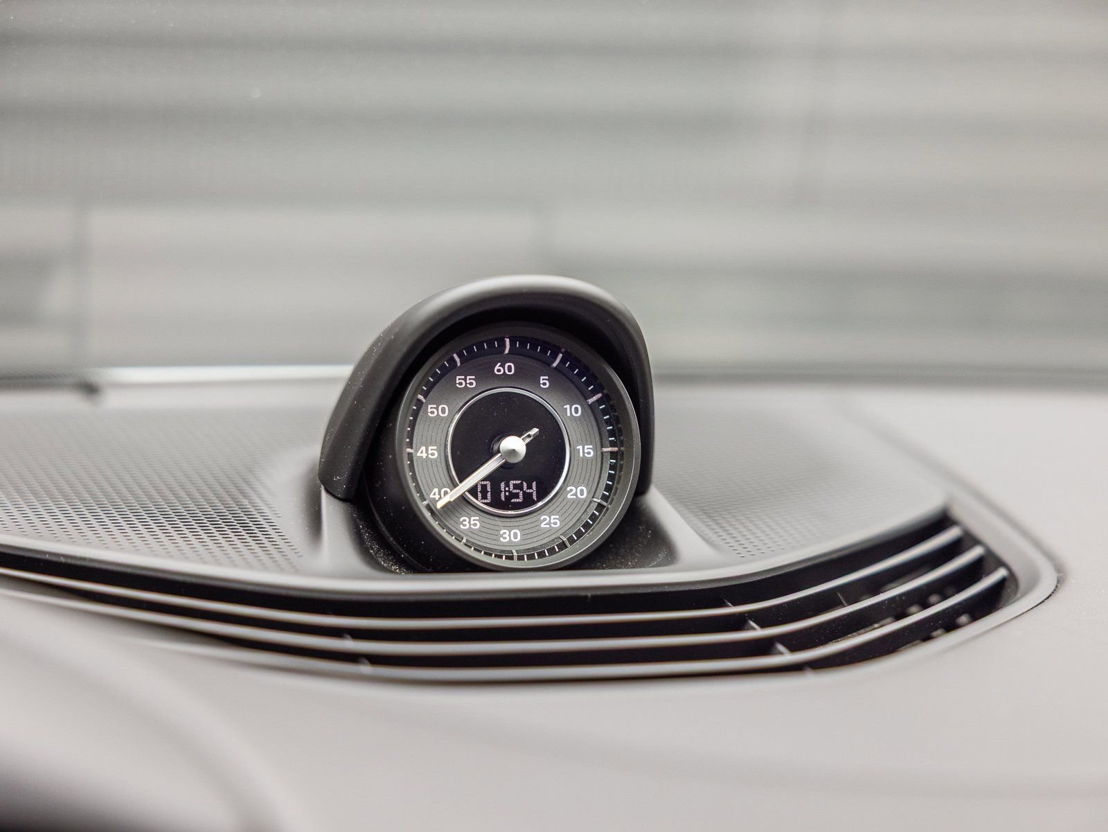 Certified 2024 Porsche Taycan Turbo S image 25