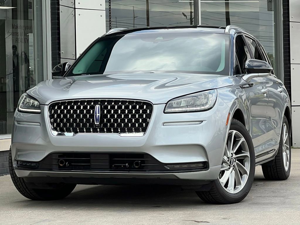 Used 2021 Lincoln Corsair Grand Touring image 1