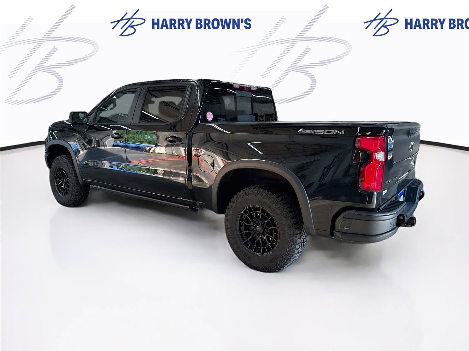 Used 2024 Chevrolet Silverado 1500 ZR2 w/ ZR2 Bison Edition AWD/4WD image 2