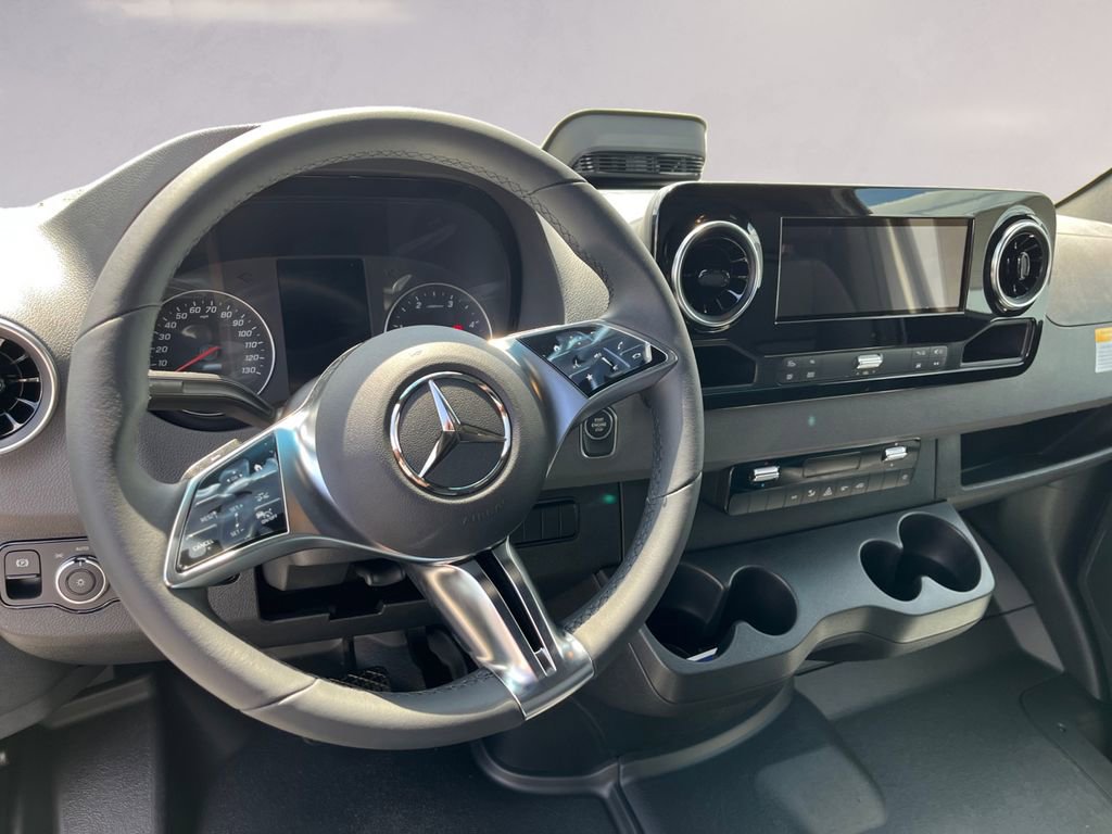 New 2025 Mercedes-Benz Sprinter 2500 image 8