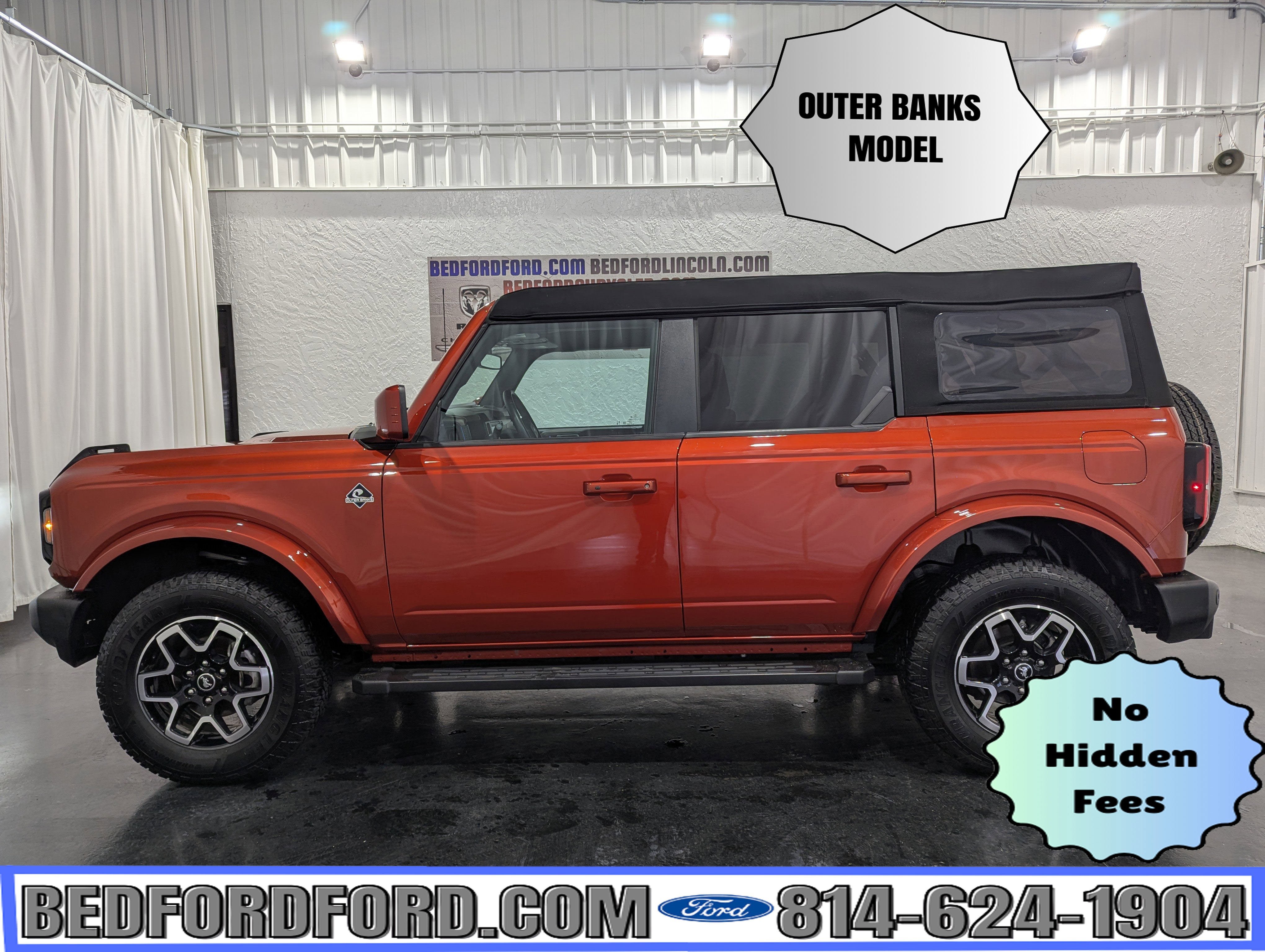 Used 2023 Ford Bronco Outer Banks AWD/4WD image 1