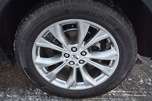 Used 2023 Ford Explorer XLT w/ Equipment Group 202A image 50