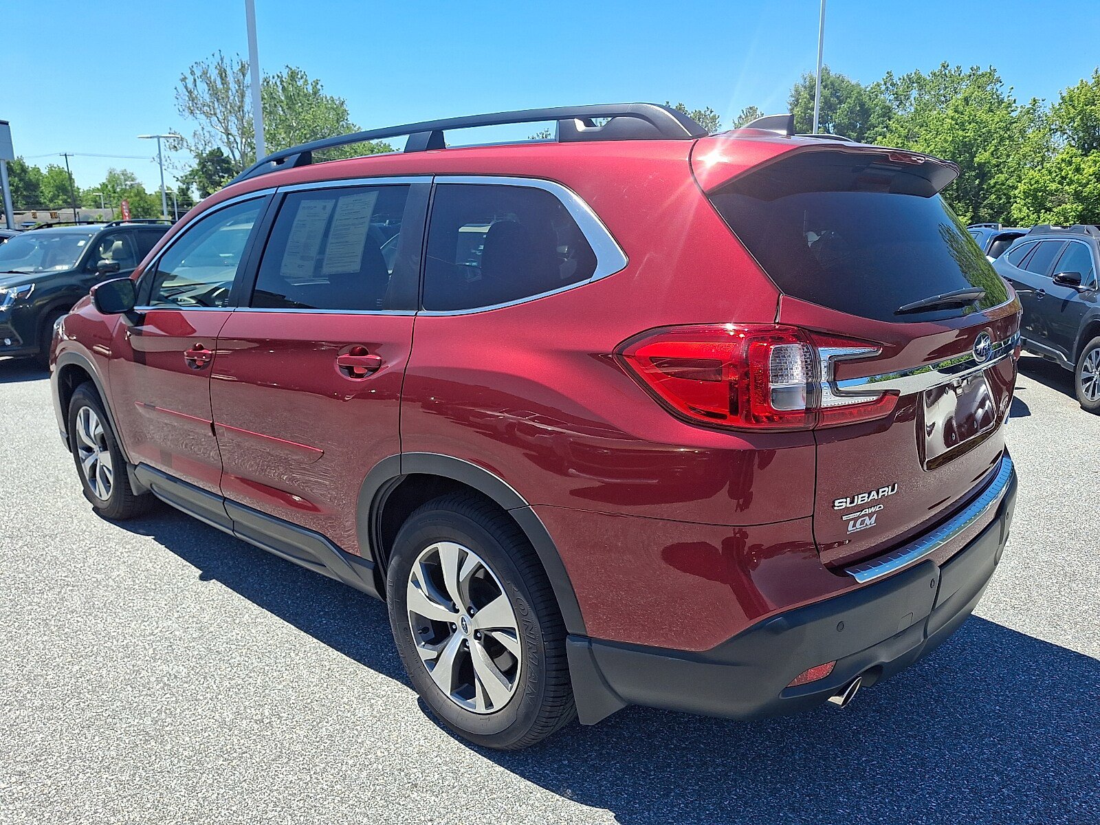 Certified 2023 Subaru Ascent Premium w/ Convenience Package AWD/4WD image 6