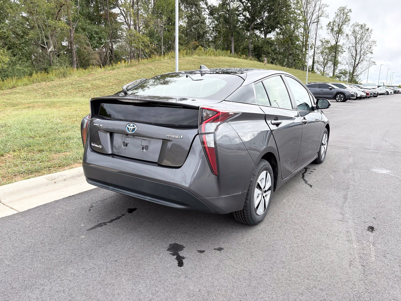 Used 2017 Toyota Prius Four w/ Advanced Technology Package FWD image 9