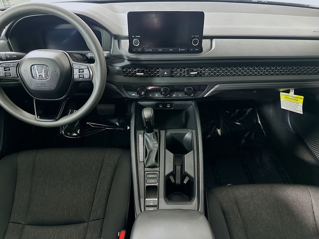 Used 2025 Honda Accord SE image 18