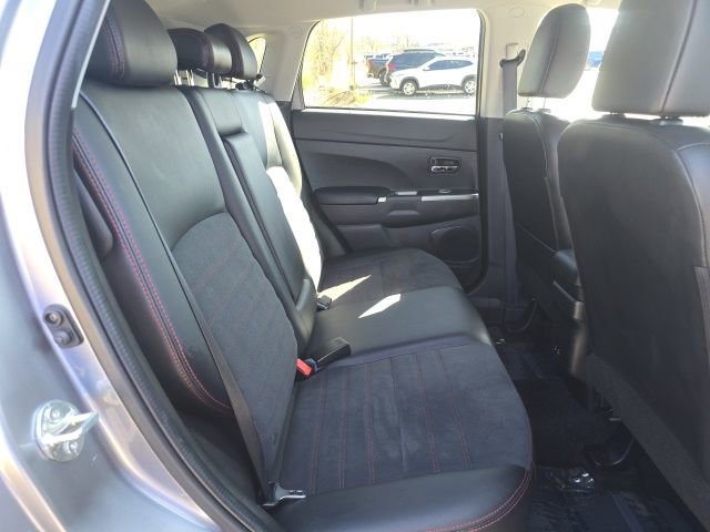 Used 2024 Mitsubishi Outlander Sport SE image 31