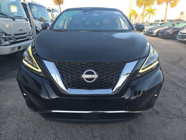 Used 2024 Nissan Murano SL FWD image 2