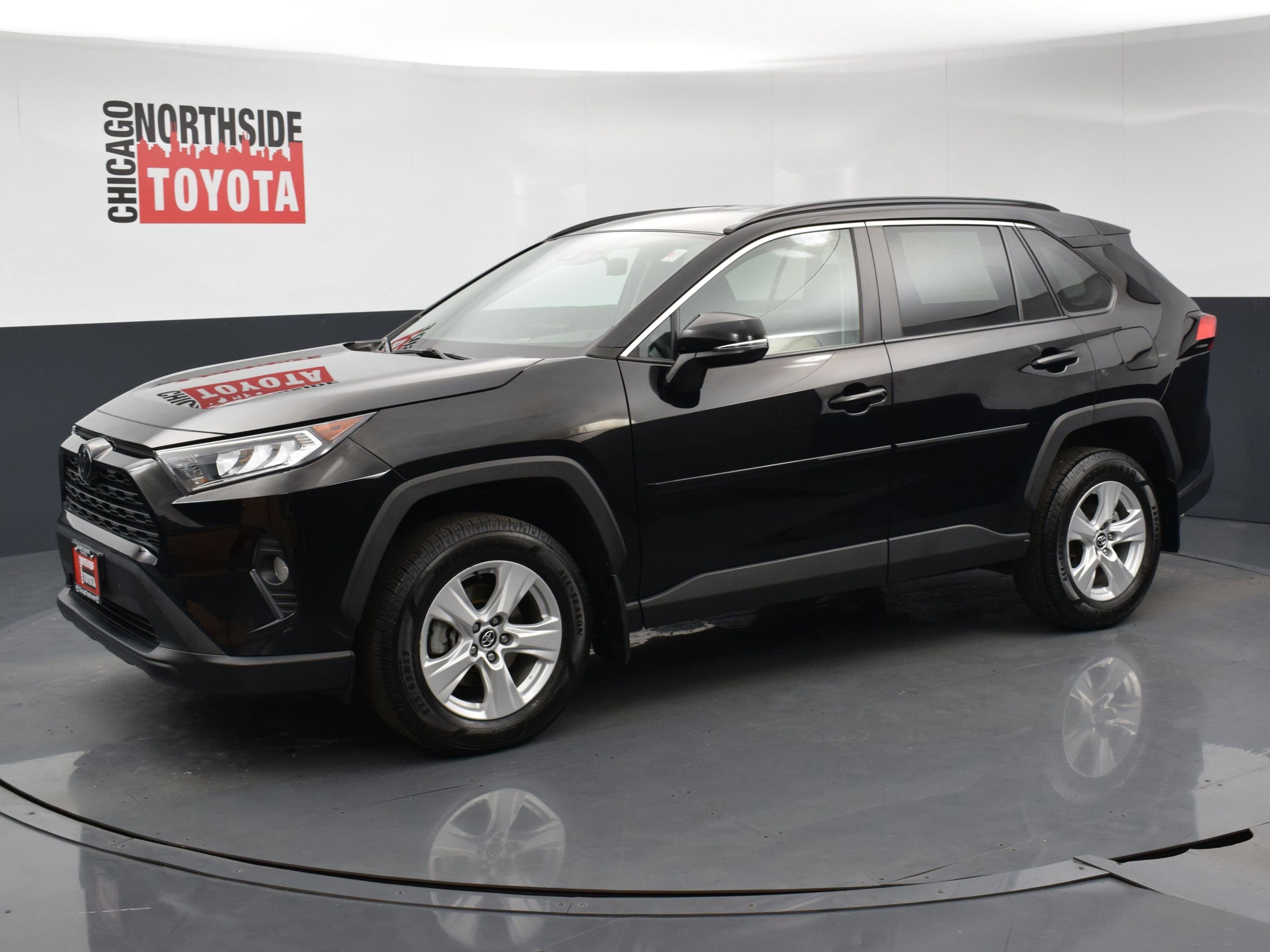 Used 2020 Toyota RAV4 XLE w/ All Weather Liner Package image 8