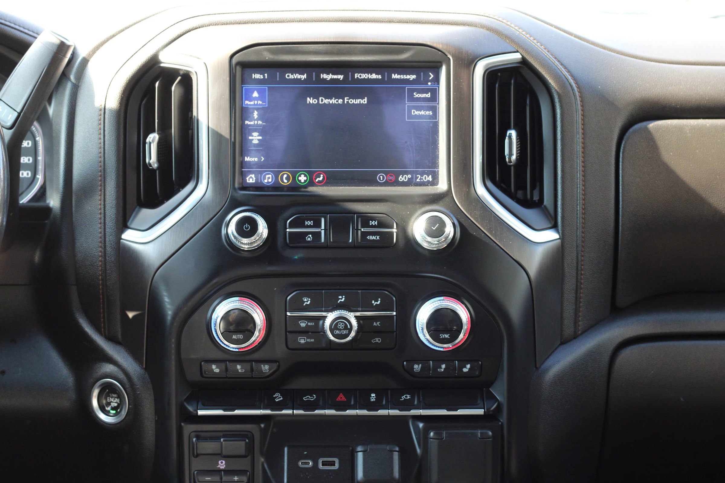 Used 2022 GMC Sierra 2500 AT4 w/ Gooseneck/5TH Wheel Package image 18