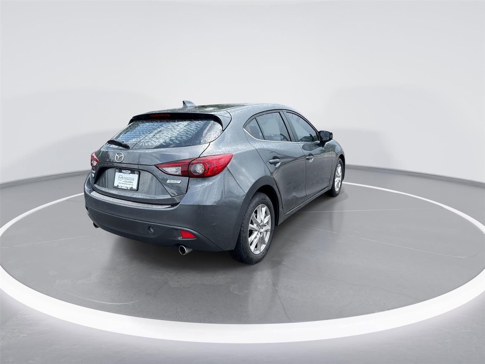 Used 2014 MAZDA MAZDA3 i Touring w/ Technology Package FWD image 8