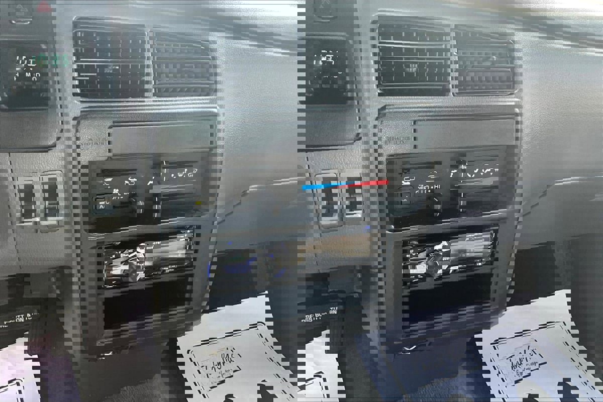 Used 1996 Toyota T100 DX image 15