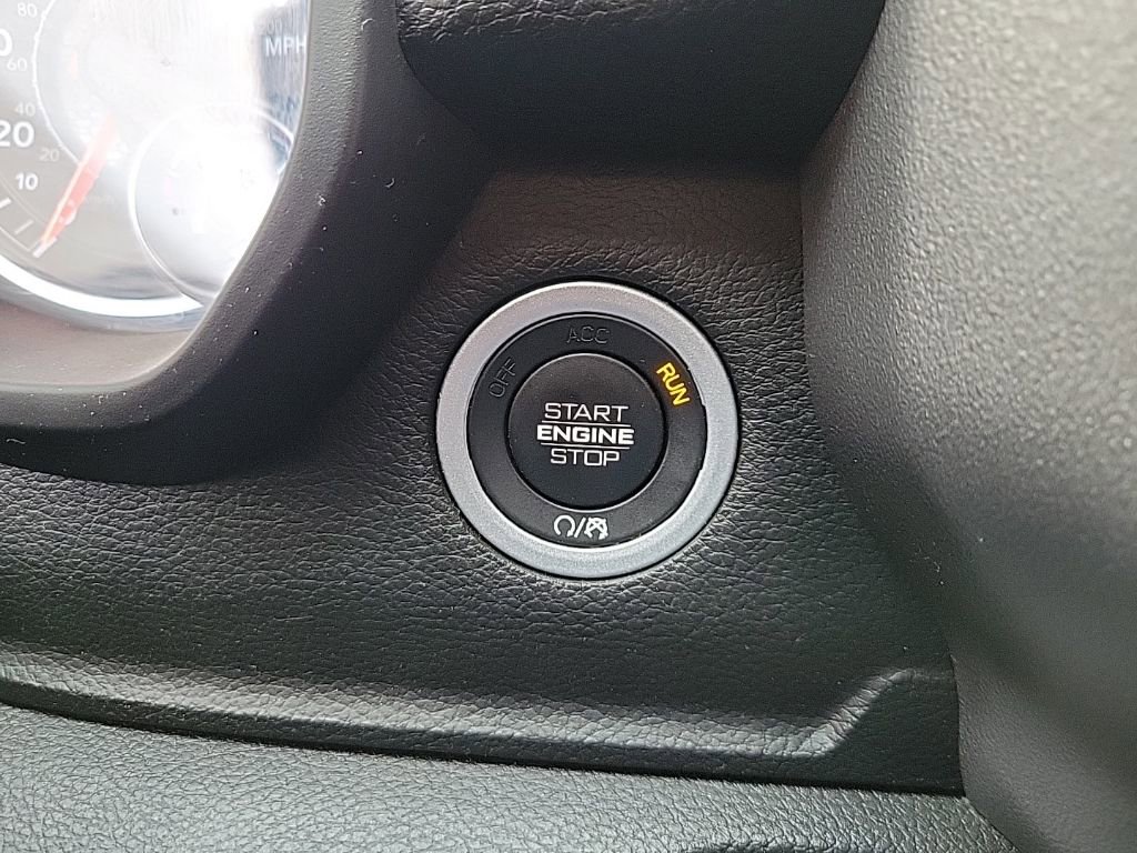 Used 2023 RAM 1500 Big Horn image 32