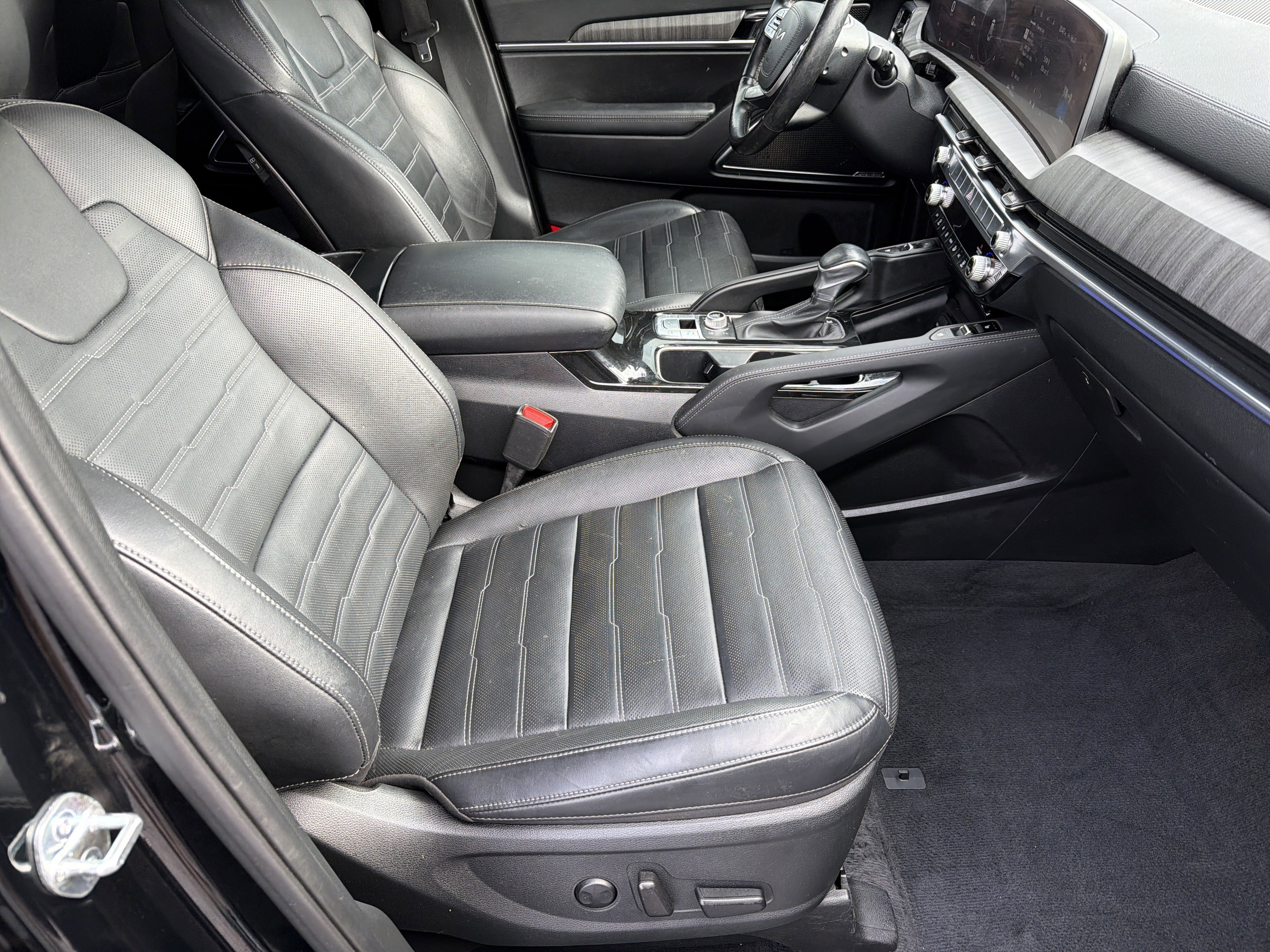 Used 2023 Kia Telluride SX Prestige image 13