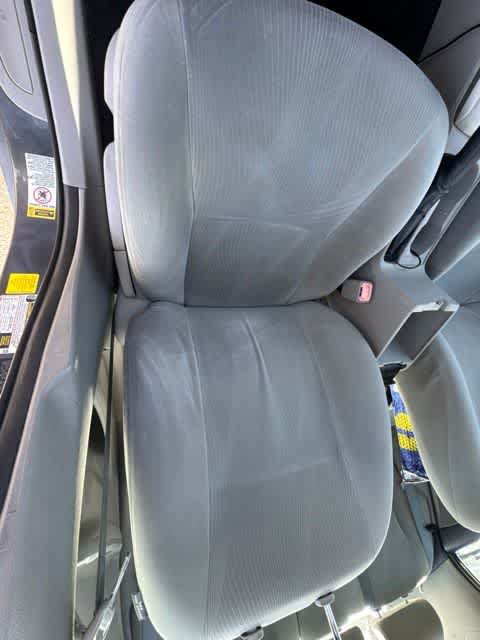 Used 2011 Toyota Corolla LE FWD image 26