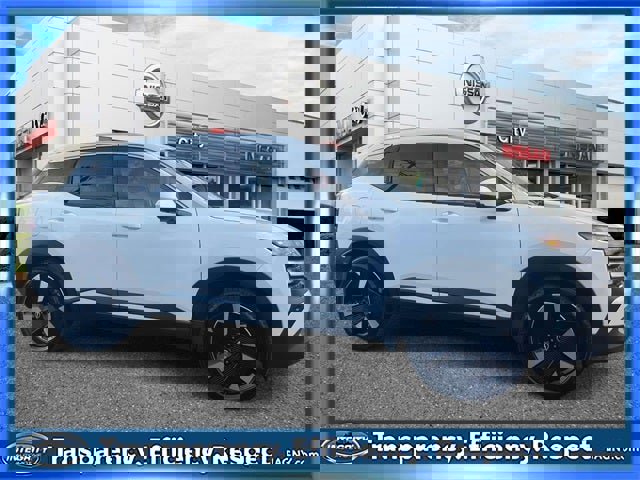 Certified 2025 Nissan Kicks SR image 5