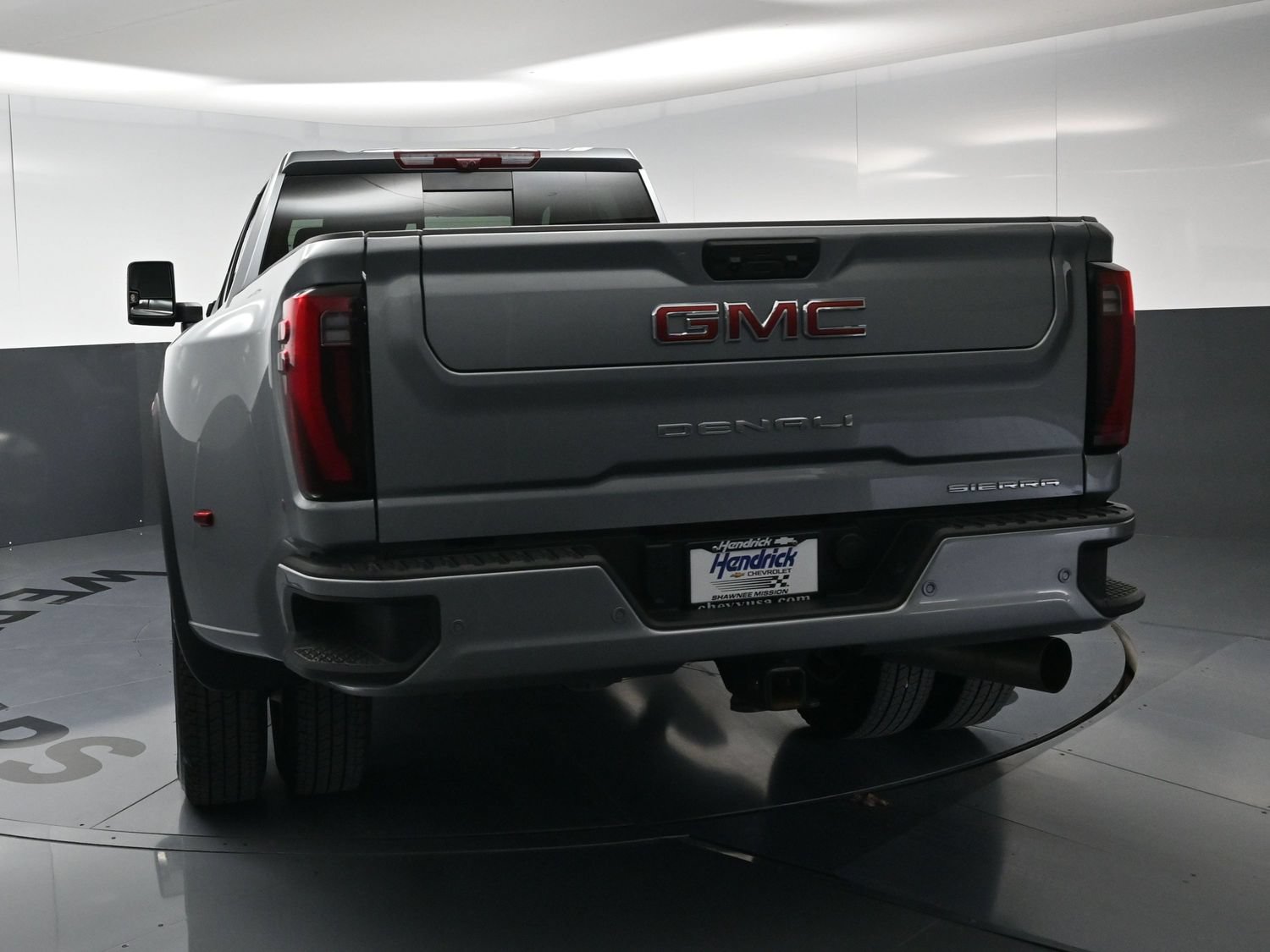 Used 2026 GMC Sierra 3500 Denali w/ Denali Reserve Package AWD/4WD image 8