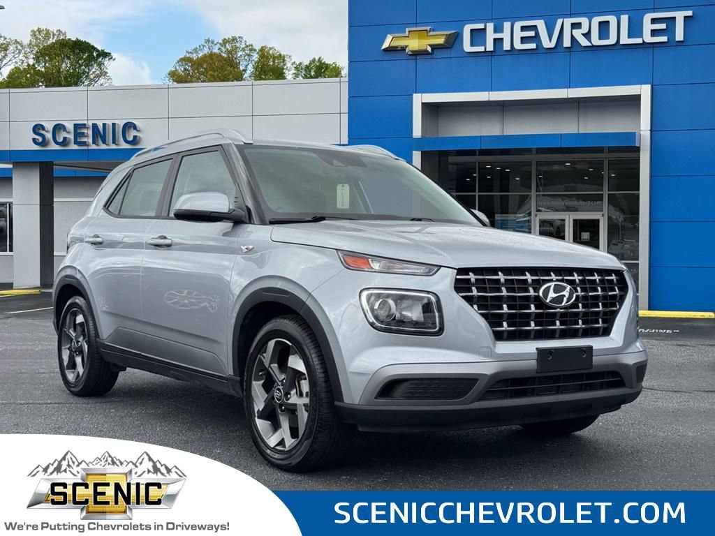 Used 2022 Hyundai Venue SEL w/ Cargo Package image 1