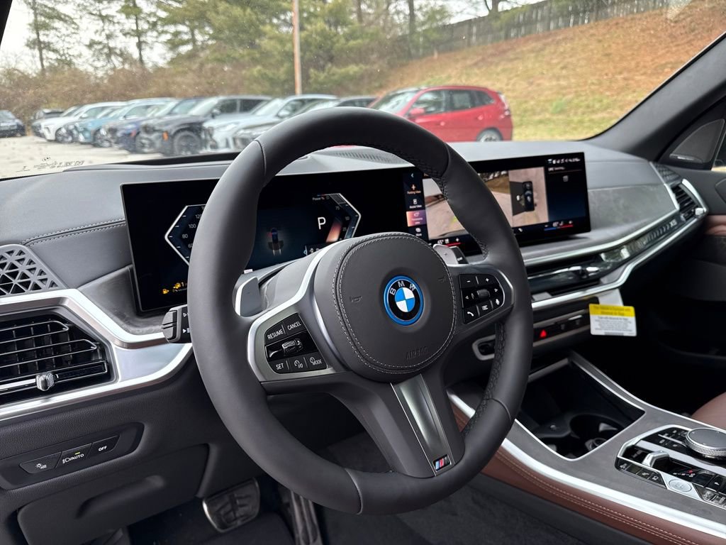 New 2026 BMW X5 xDrive50e image 13