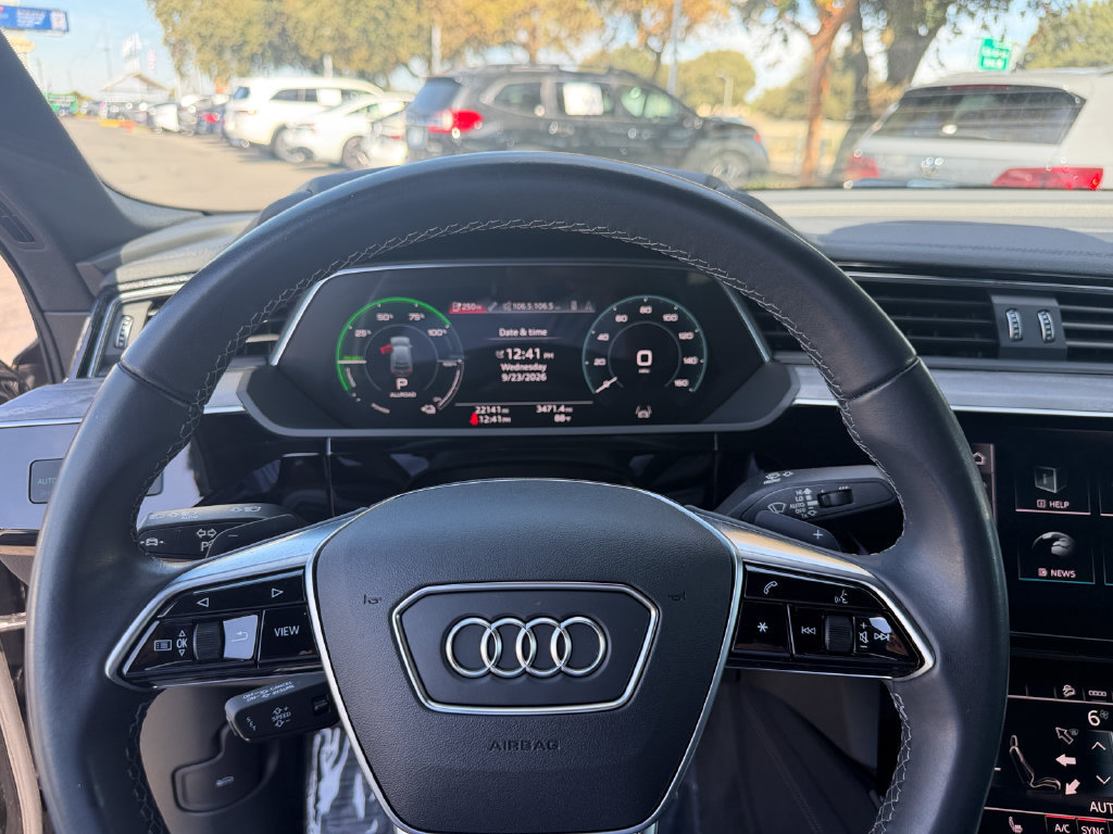 Used 2024 Audi Q8 e-tron Premium AWD/4WD image 15