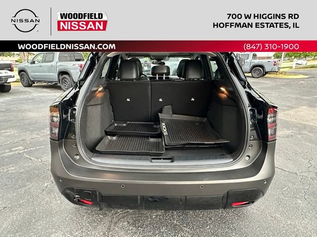 Certified 2025 Nissan Kicks SR w/ SR Premium Package AWD/4WD image 15