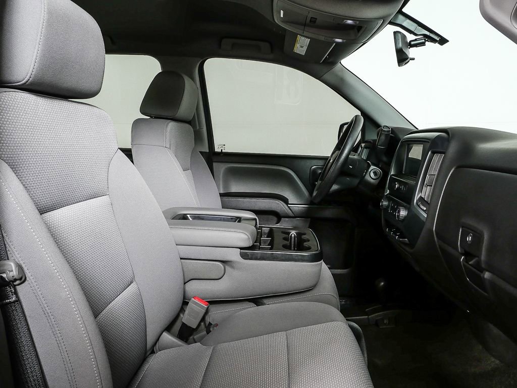 Used 2018 Chevrolet Silverado 1500 Custom w/ LPO, Black Pack AWD/4WD image 17