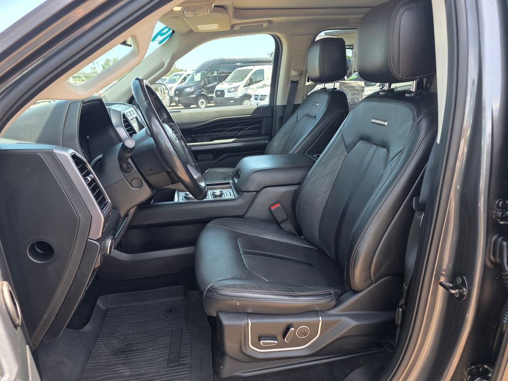 Used 2019 Ford Expedition Max Platinum AWD/4WD image 4