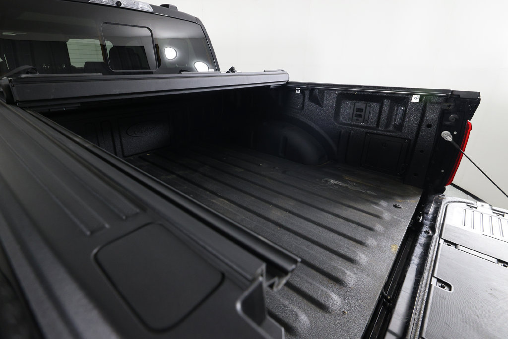Used 2025 Ford F150 Raptor w/ Equipment Group 803A Raptor R AWD/4WD image 8