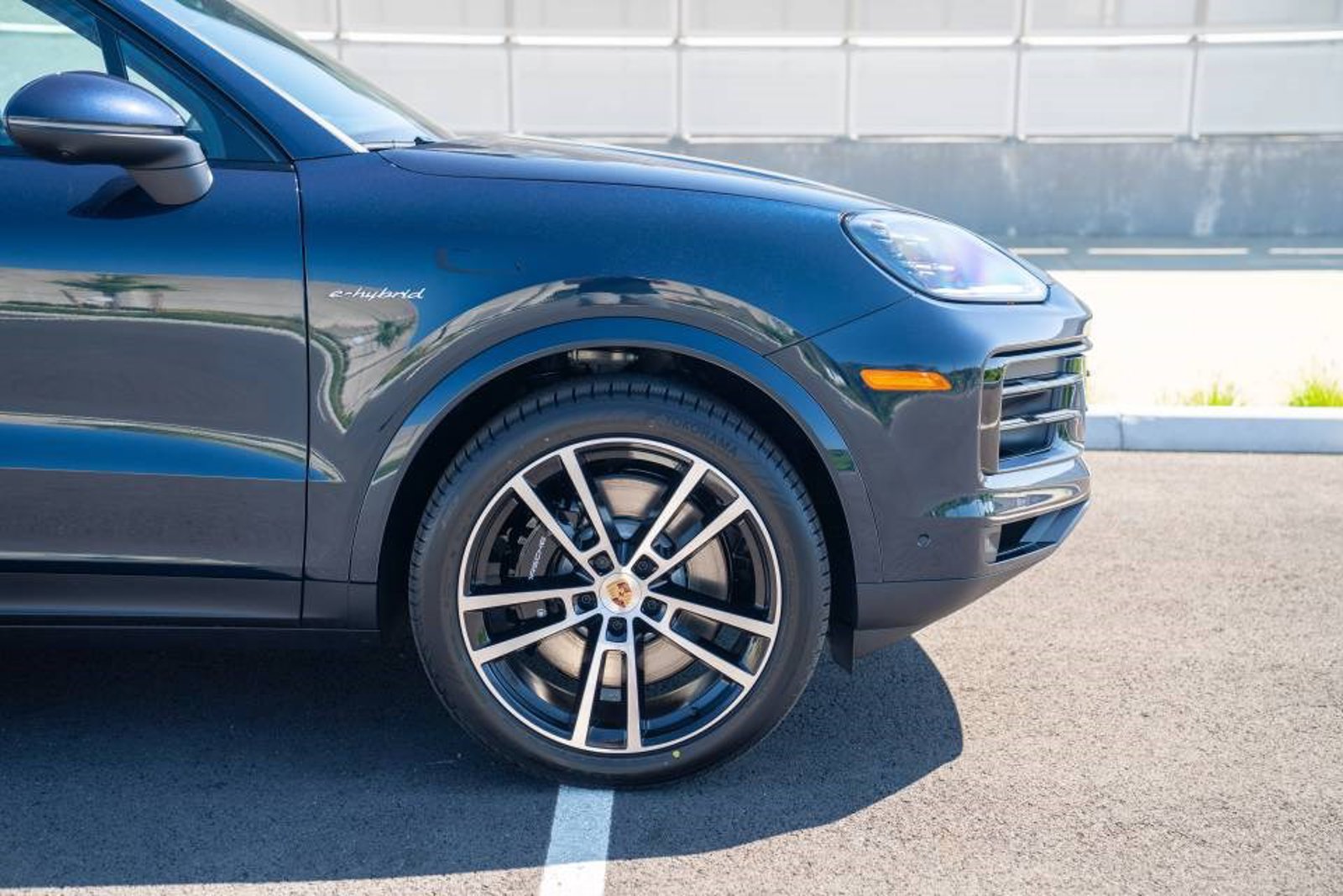 New 2026 Porsche Cayenne E-Hybrid AWD/4WD image 9