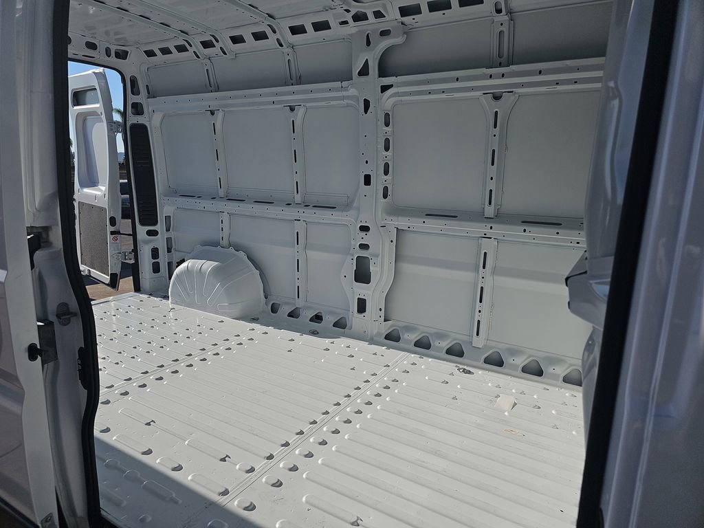New 2026 RAM ProMaster 2500 w/ Convenience Group image 12