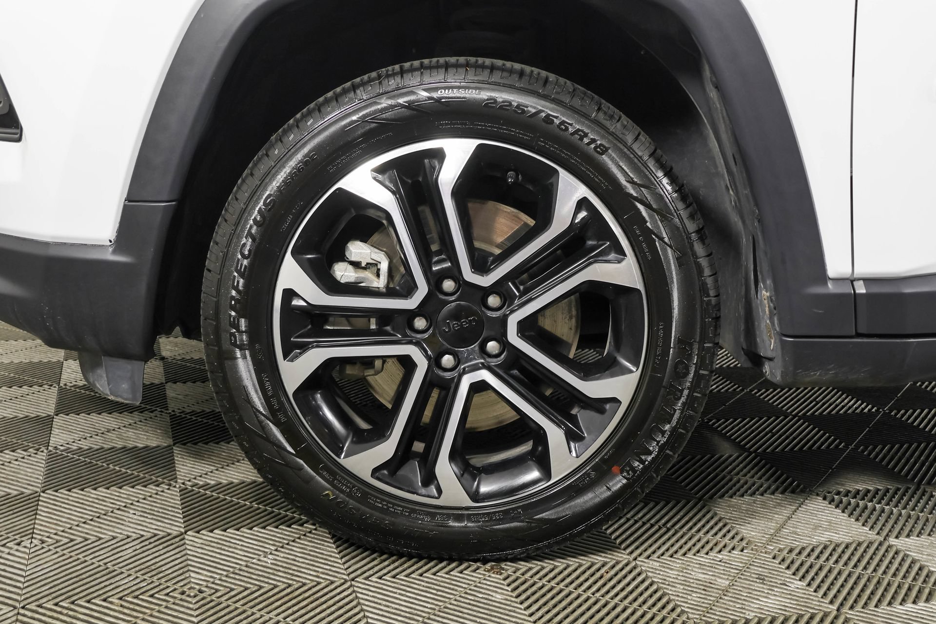 Used 2024 Jeep Compass Limited AWD/4WD image 20