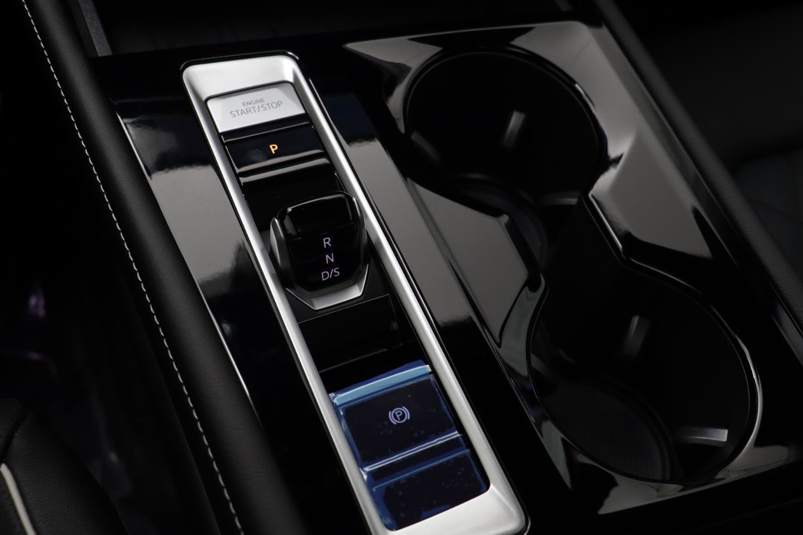 New 2026 Volkswagen Atlas Cross Sport SEL Premium R-Line image 12