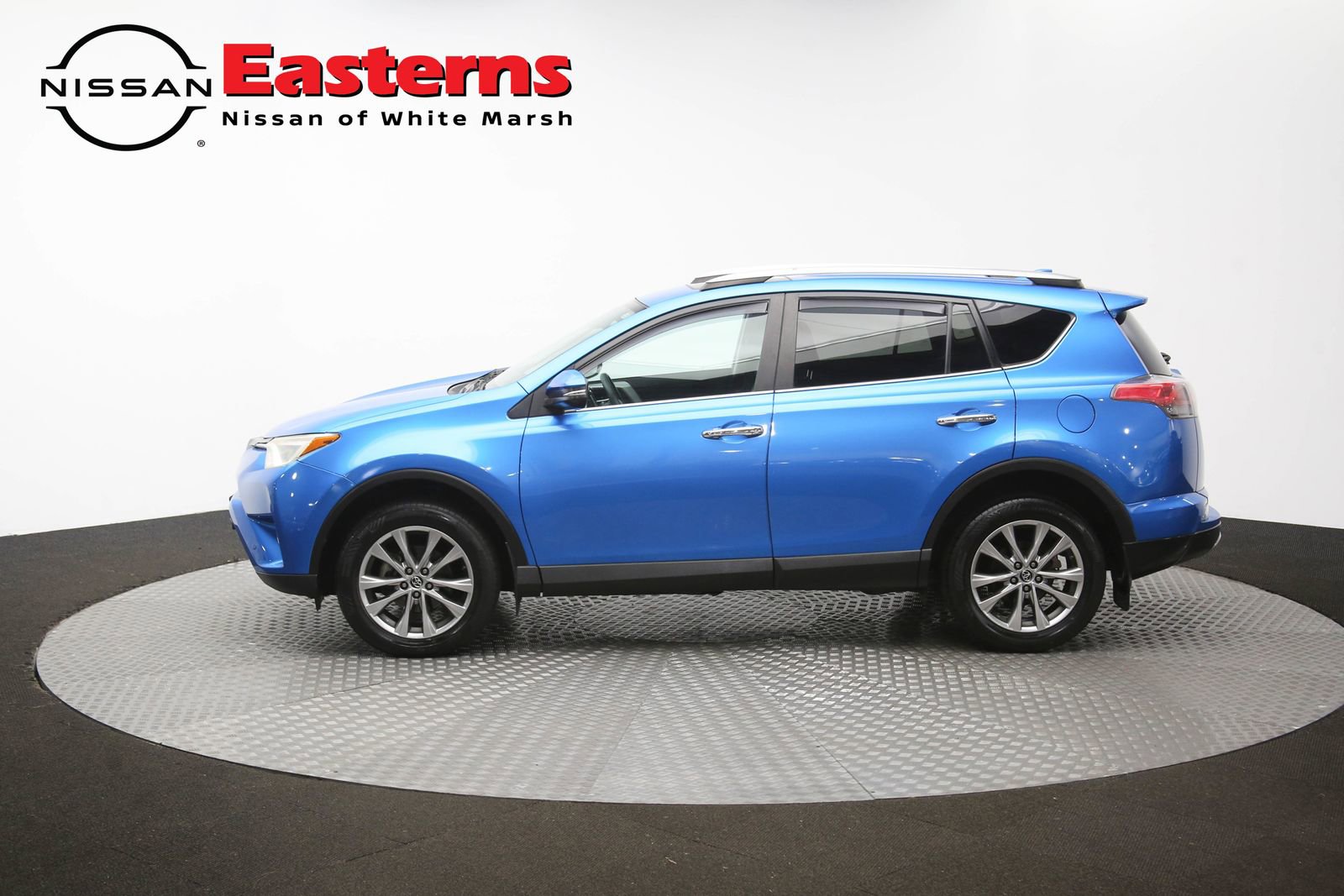Used 2017 Toyota RAV4 Limited w/ All Weather Liner Package AWD/4WD image 63