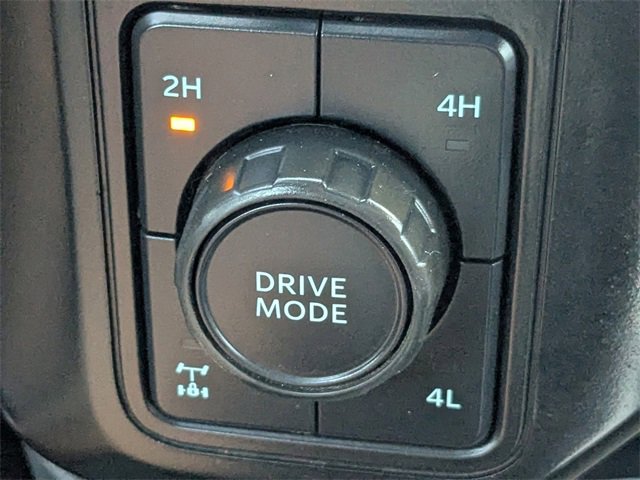 Certified 2024 Ford F350 Lariat w/ Black Appearance Package image 22