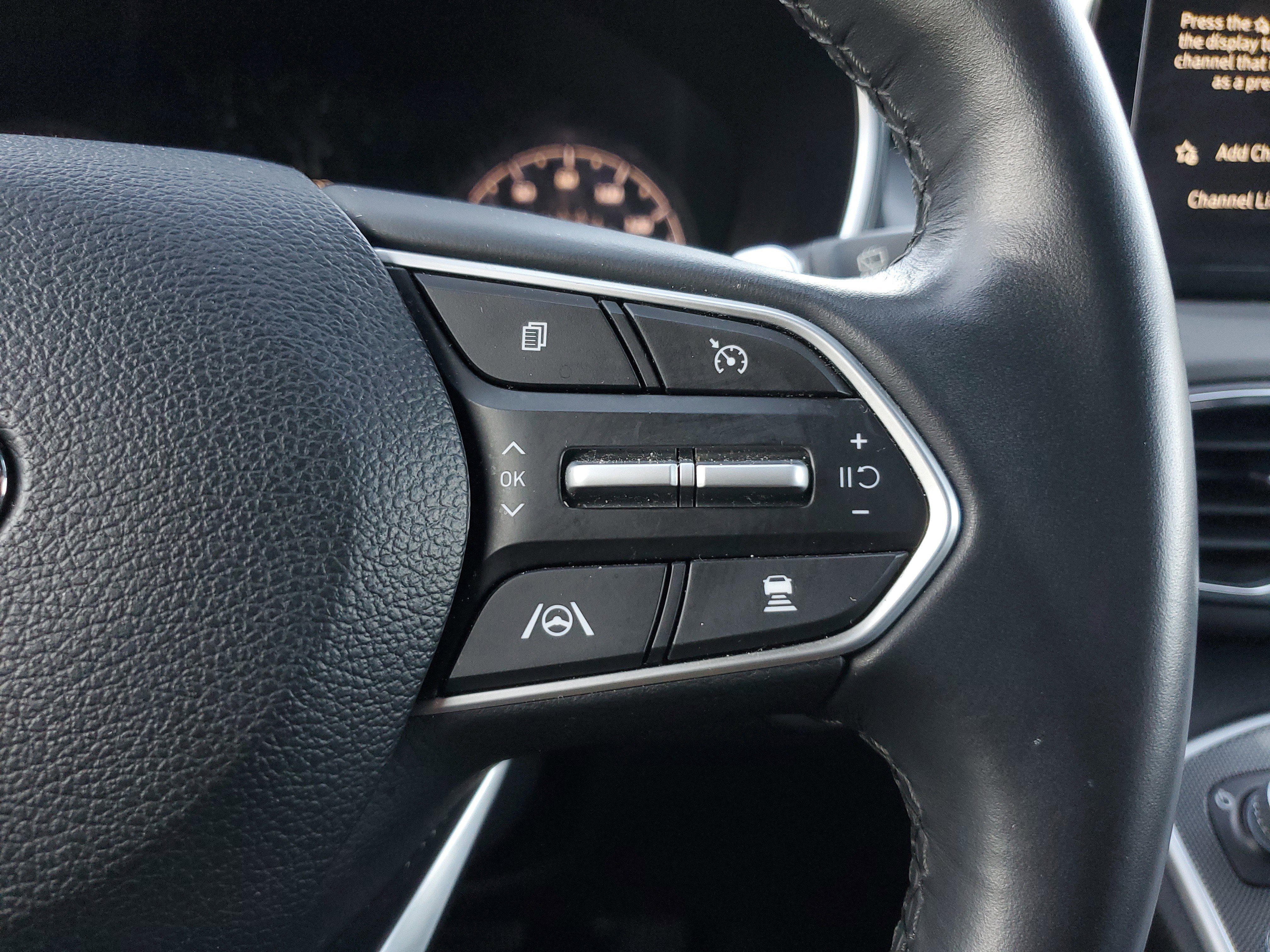 Used 2023 Hyundai Santa Fe SEL image 22